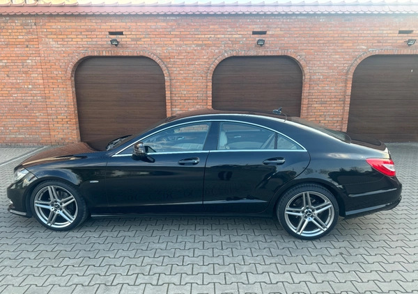 Mercedes-Benz CLS cena 72900 przebieg: 309000, rok produkcji 2011 z Radom małe 742